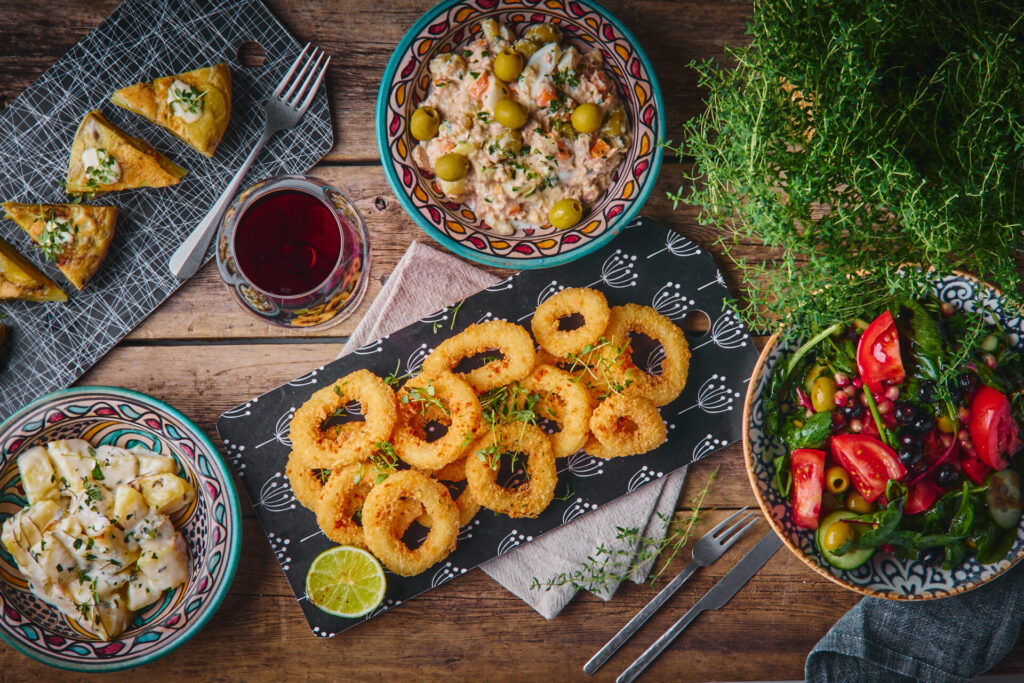 Gastronomen catering sitt tapasbord til konfirmasjonen.