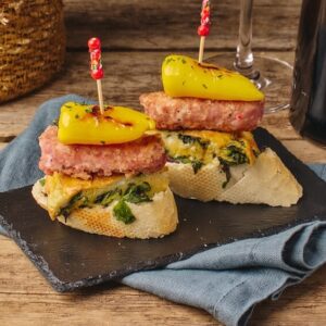 Pincho - spinat omelett og salchichon